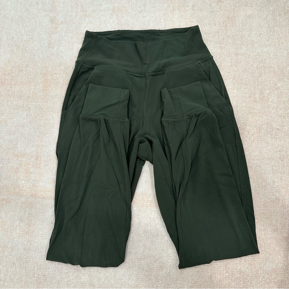 Lululemon Align Jogger (olive green)